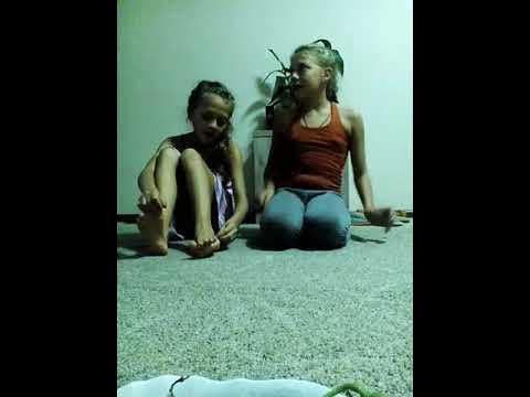 Пока родителей нет дома решили. Пока родителей нет дома решили. Девочки пока родителей нет дома. Развращает подростка. Школьники пока родителей нет дома.