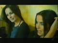 Capture de la vidéo The Corrs- Sharon & Andrea- Channel 7 Interview 2000