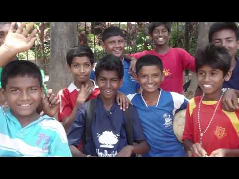 Street Kids Showing Some Ramp Walk | Mumbai's Funniest Pranks | BombayBoy Pranks