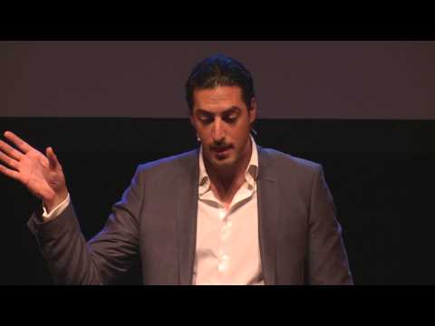 Ca donnerait quoi si on prenait des cours de cerveau ? | Kevin Finel | TEDxVaugirardRoad