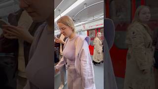 Walking view inside train. #beautifulgirl