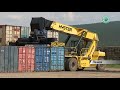 В Ленском отделении УМТС АК «АЛРОСА» осваивают новый контейнерный перегружатель
