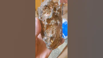 نيازك اليمن للبيع 
