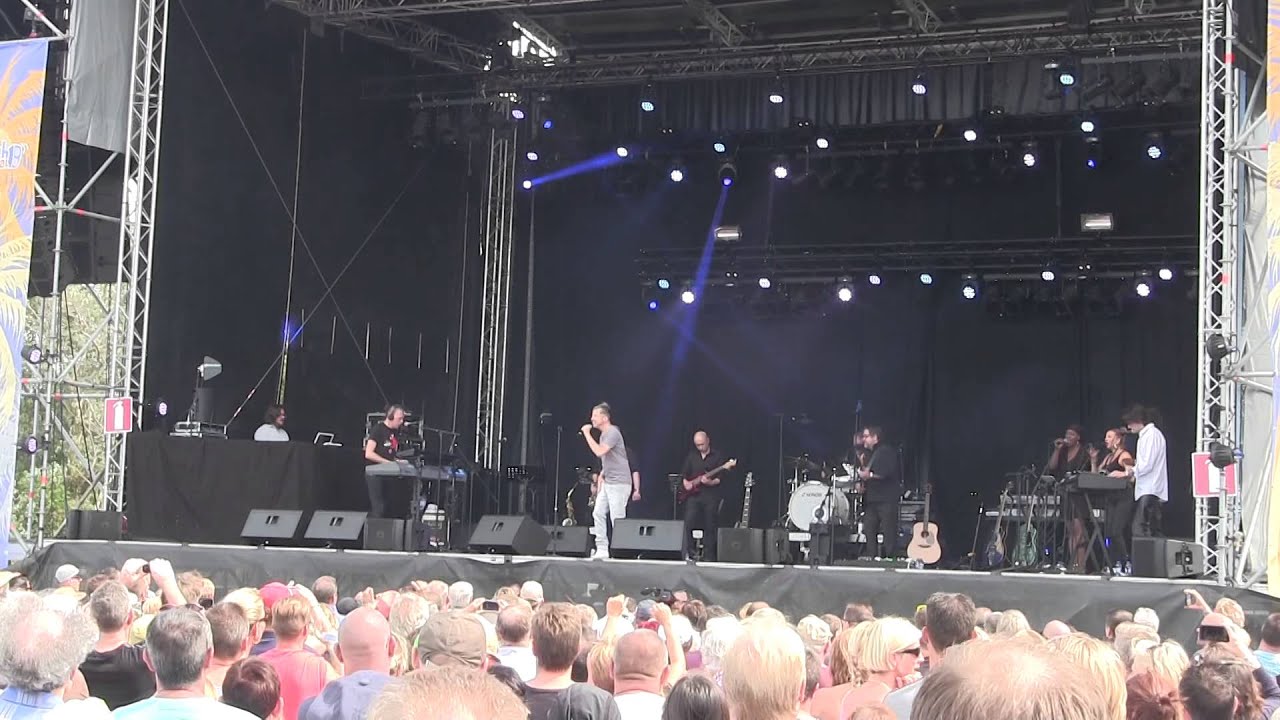Limahl Kajagoogoo Live Nostalgie Beach Festival Bredene 2015 Too