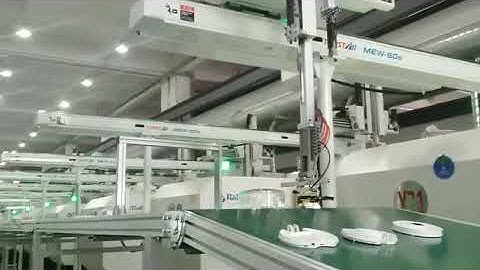 TOPSTAR - Topstar Injection Robots for IMM with Plastic Products