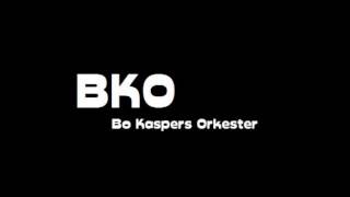 Video thumbnail of "Bo Kaspers Orkester Dansa På Min Grav"