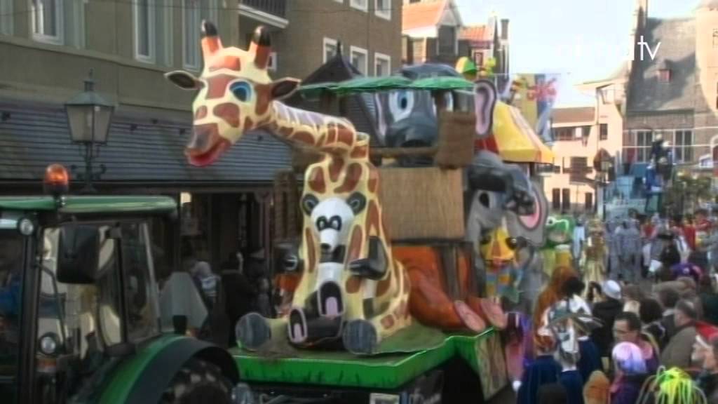 Carnaval 2015 Gennep - Optocht #4X11