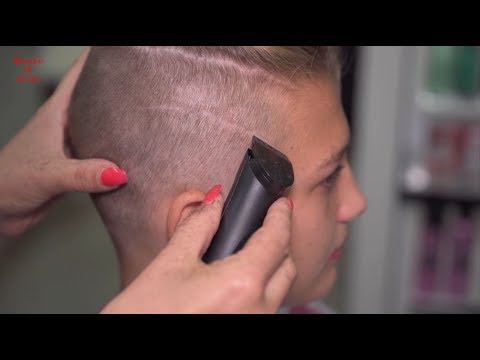 2019-47-alexandra-preview---long-hair-buzzed-to-undercut-short-bob