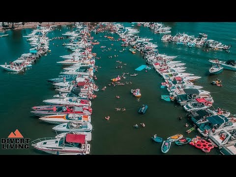 WILD USA - THOUSANDS people Skipped Work To Party | INSANE BOAT PARTY / SODUS POINT, NEW YORK