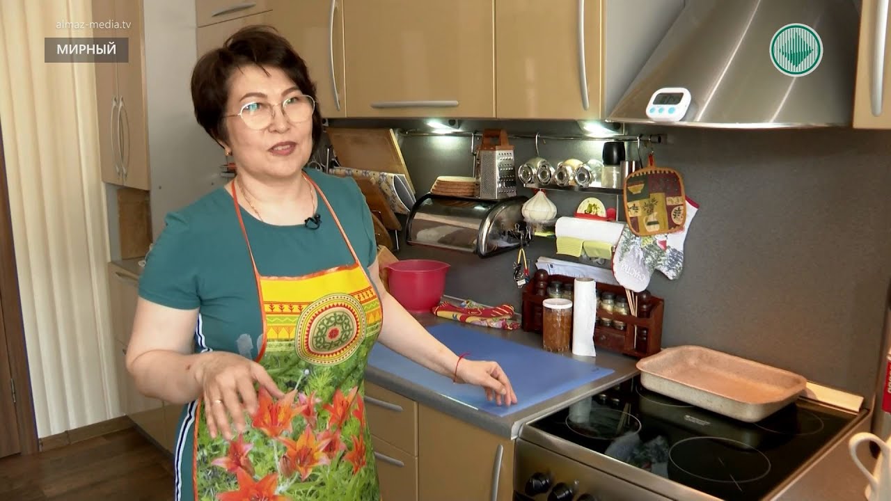 Инженер-электроник из Алмазавтоматики увлекается выпечкой тортов - YouTube