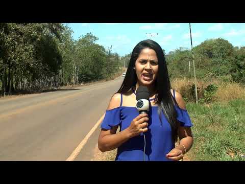 Mulher anda pelada por estrada de Rolim de Moura