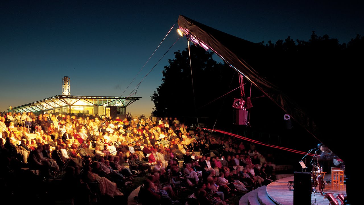 Jackson-Triggs Amphitheatre (Short) | Great Estates Niagara