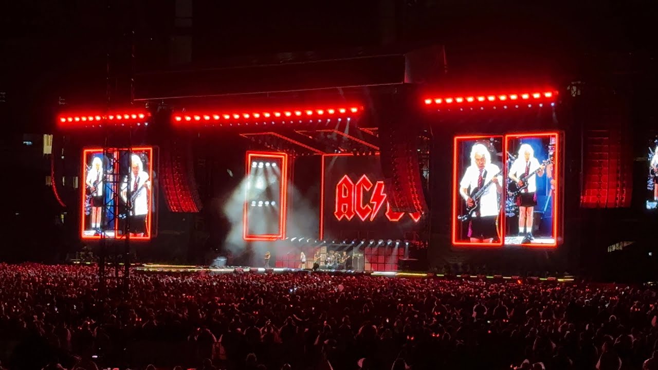 MELBOURNE AC/DC 2016 - YouTube