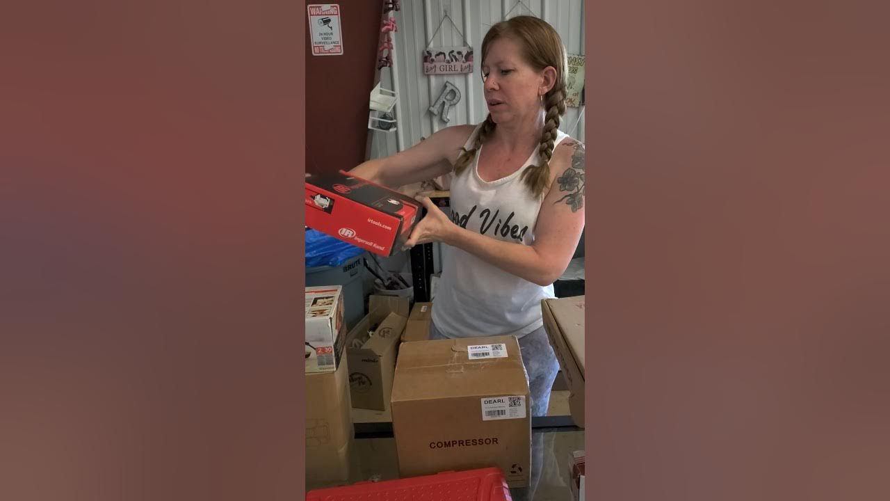 High 5 Bargain Bin Rainsville! Saturday 8 to 5. it's 5.00 Day! YouTube