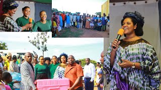 RUFONSINA aratunguranye i Mahama /Mama pst Assia na Niyonshuti Foundation bishimiwe cyane