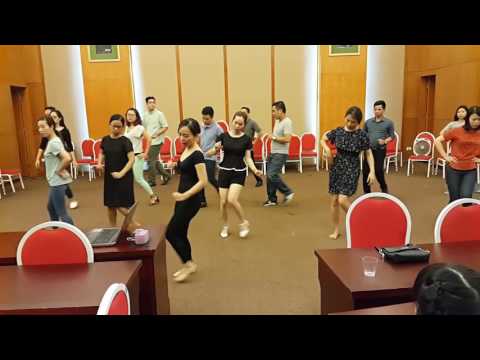 Video Tập múa Lam Vông của Lào - youtube