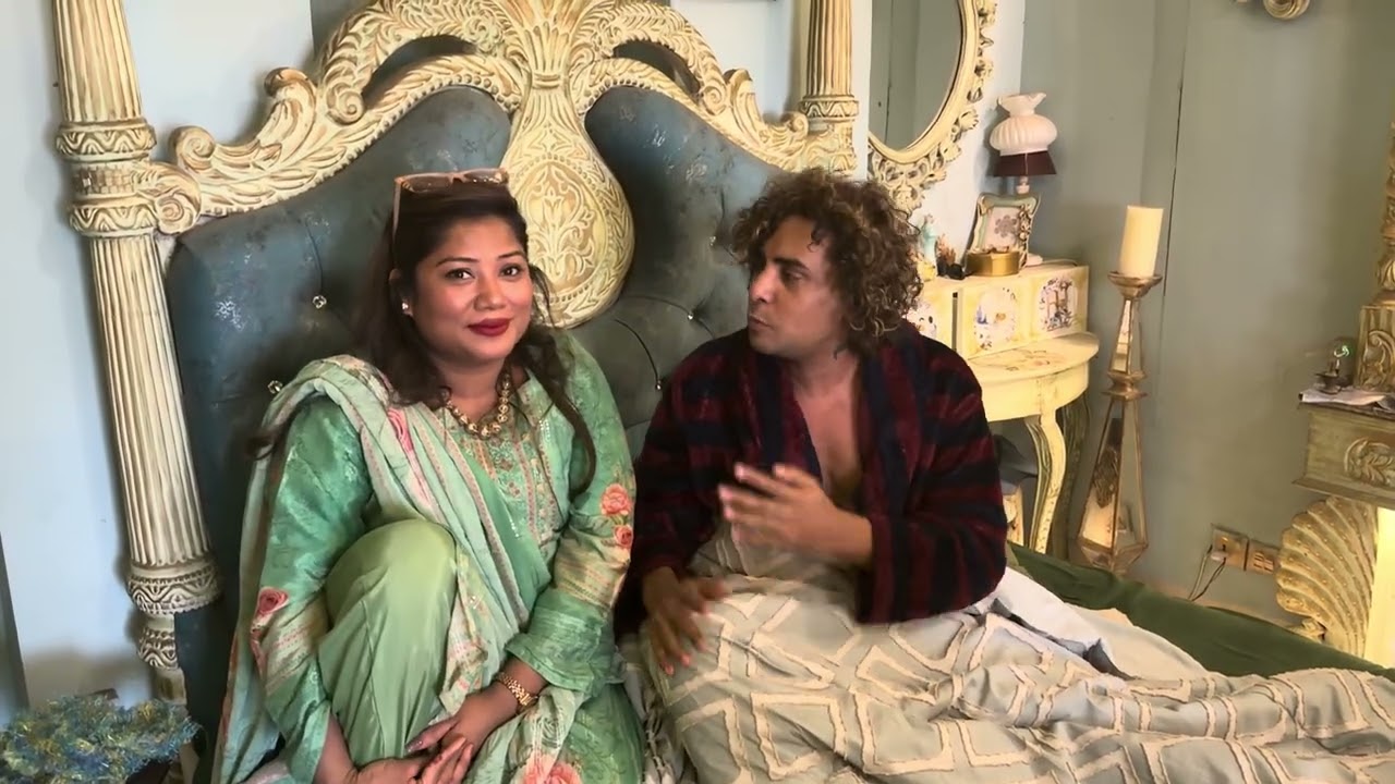 অবশেষে ভাইরাল পালং শাকের পরোটা খেতে চলে আসলাম কার বাসায়