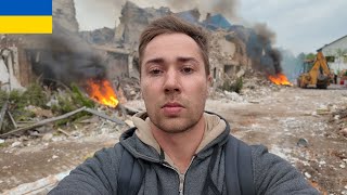 Download Lagu Momenten na de Russische raketaanval op Kiev, Oekraïne Onze stressvolle nacht in een opvangcentrum MP3 Download Lagu Momenten na de Russische raketaanval op Kiev, Oekraïne Onze stressvolle nacht in een opvangcentrum MP3