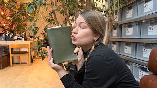 [people of paper republic] What is inside Nastya's trusted companion