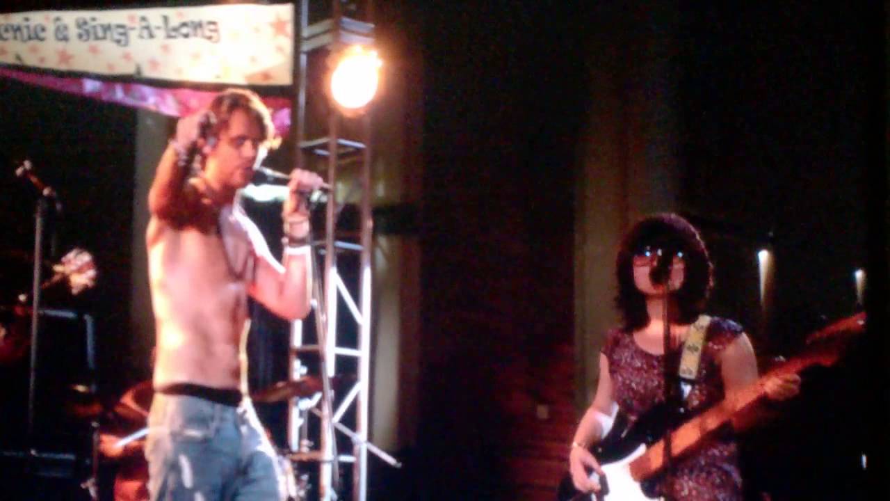 Eric Christian Olsen singing pierce your a B