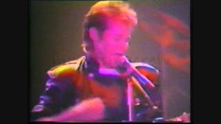 Video thumbnail of "Cutting Crew - Life In A Dangerous Time"