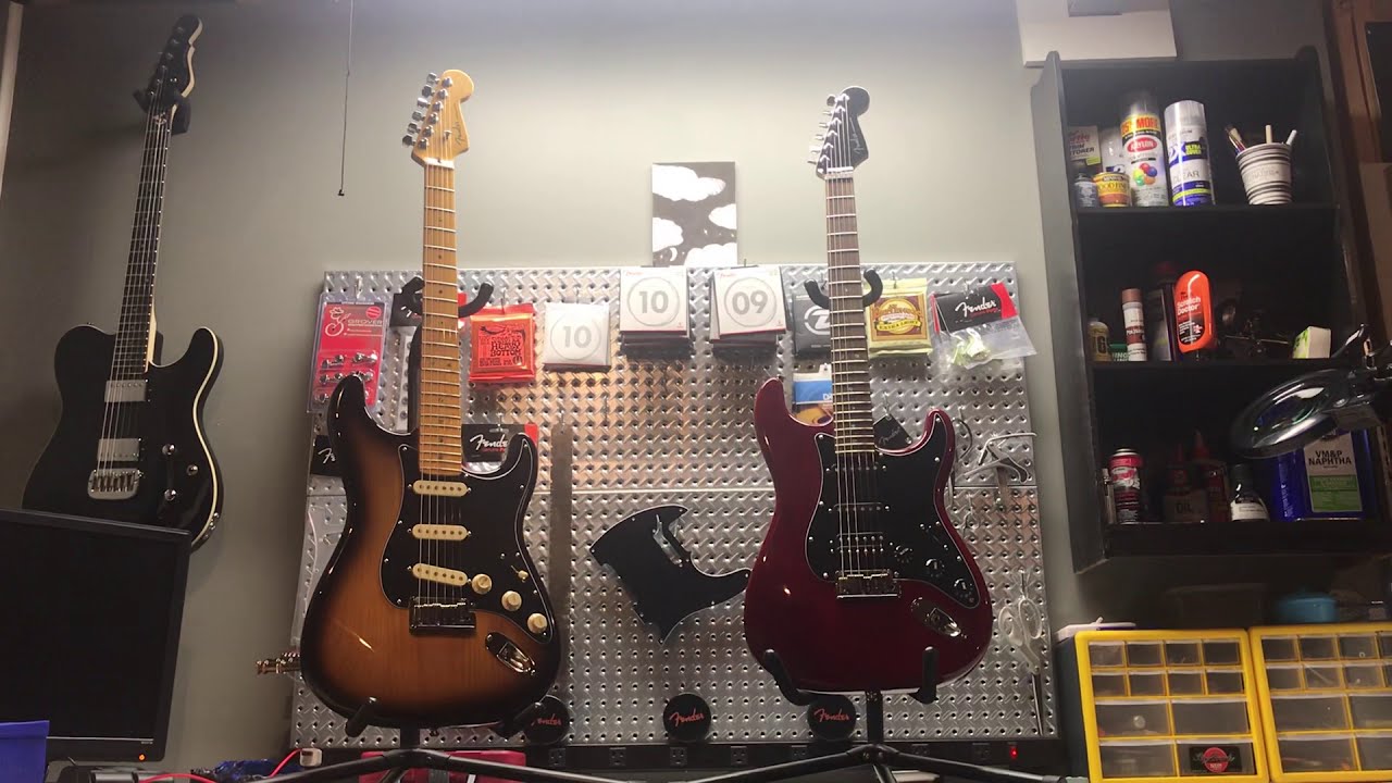 USA Fender Deluxe Vs Fender Select Stratocaster (aka Elite Vs Rarity Series)
