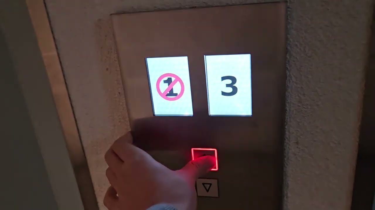 AS Aufzüge traction elevator/lift in Hotel Sommerau-Ticino, Dietikon, Switzerland