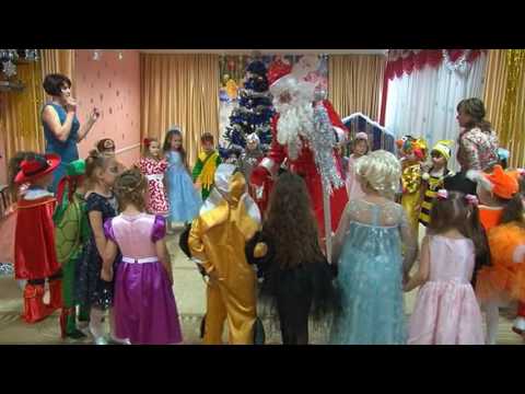 Песня "Скоро к нам на Новый год". Новогодний утренник - 2017. г. Барнаул, д/с 188, гр.1