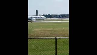 777 take off fron charlotte airport
