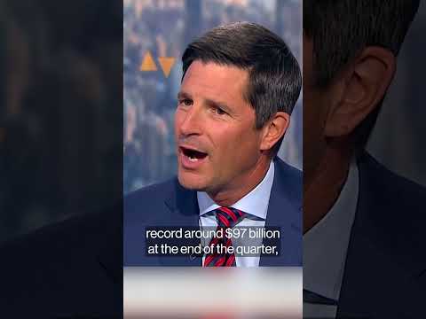 Schwab CEO says retail traders are buying dips, selling rips #shorts #schwab #retail #trading