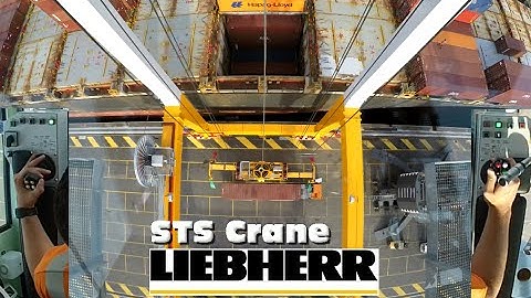 How to operate a STS Gantry Crane? Joystick CAM!! Loading a BIG vessel in the Port of Antwerp
