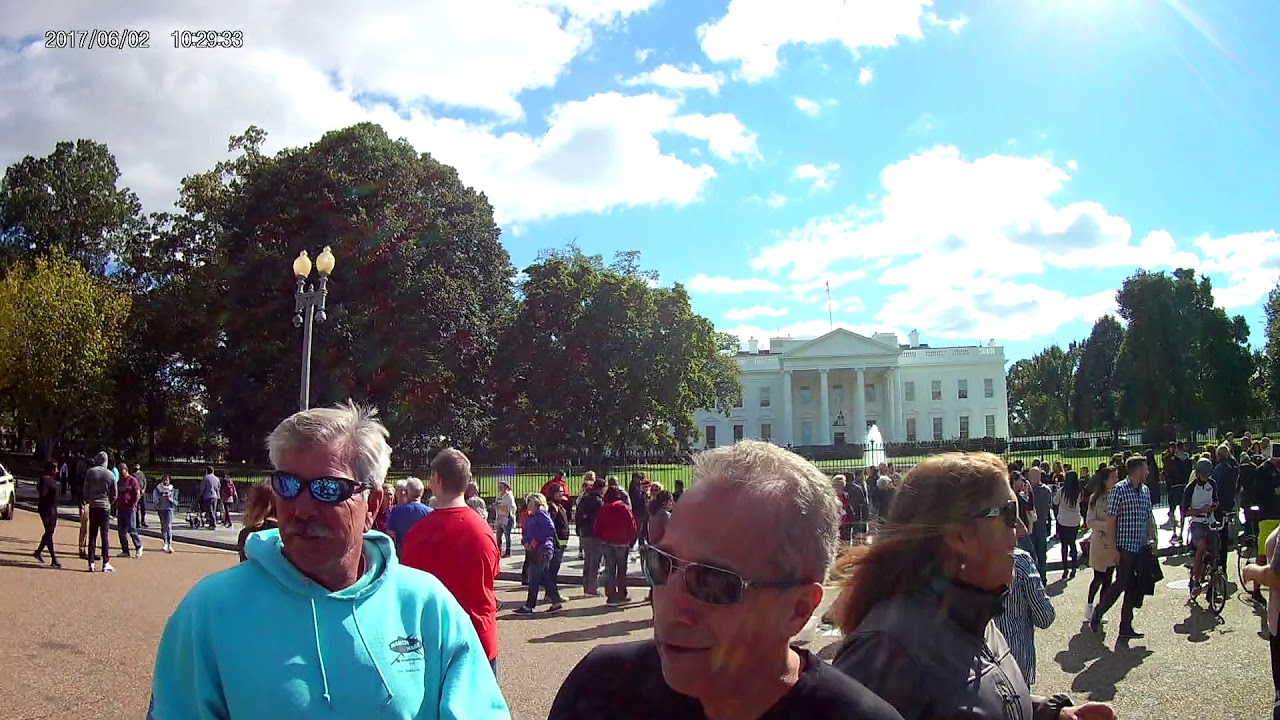 camera iphone 8 plus apk Walking around in front of the White House