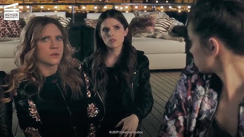 Pitch Perfect 3: Toxic fight