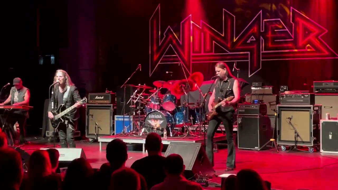 Winger - Proud Desperado ( Live at Patchogue Theater 6/27/2023)