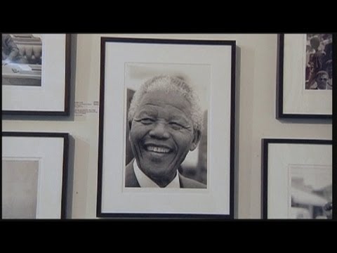 Νέλσον Μαντέλα: Φωτογραφικά στιγμιότυπα μιας...