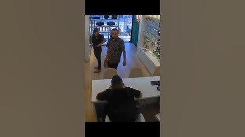 BANDIDO SE DISFARÇA DE AMIGO DO DONO PARA ROUBAR LOJA #brasil #noticias #bandido
