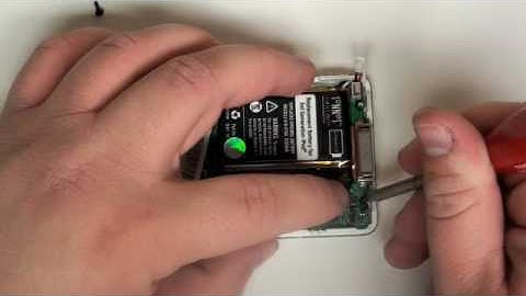 iPod 3rd Generation Repair Take Apart Video