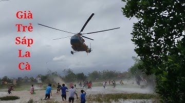 Trực tiếp cảnh trực thăng cứu trợ người dân Phú Yên sau cơn lũ lụt nước lớn rồi rút dần