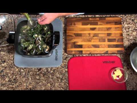 Steamed Garlic Basil Mussels Vitachef Vitachef Steamer Skillet Recipe-11-08-2015