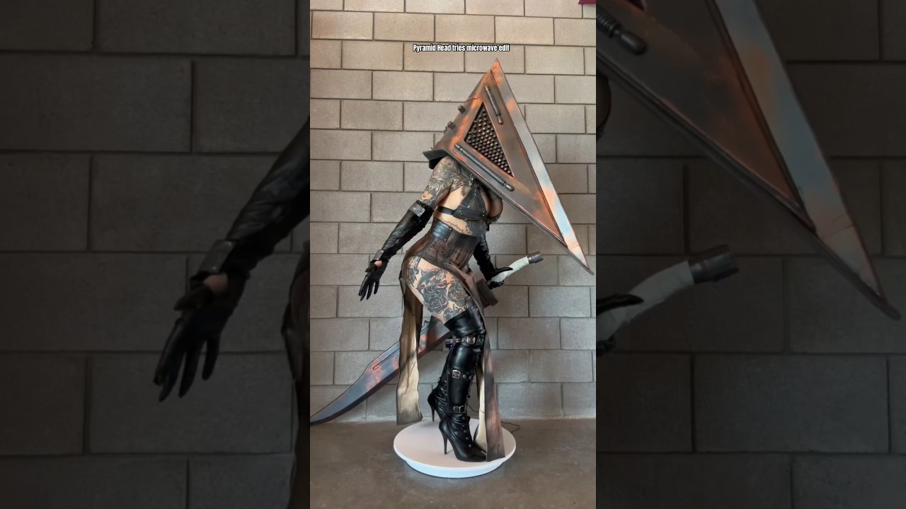 How’d I do?! 👀 #pyramidhead #silenthill #microwaveedit #heidilavon