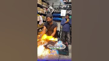 This Guy Fixes Everything In Seconds