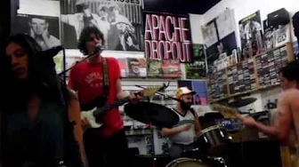 HOUNDMOUTH COMIN' ROUND AGAIN HOUNDMOUTH COMIN' ROUND AGAIN