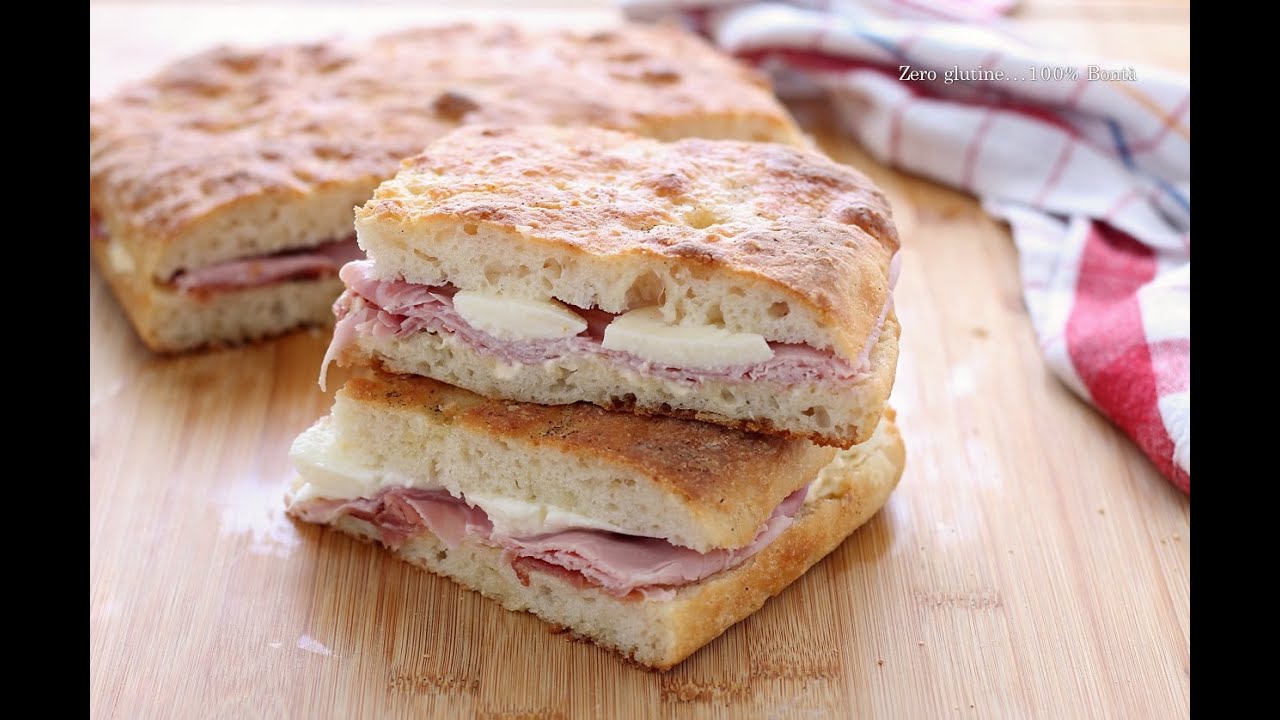 Focaccia all'olio farcita