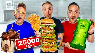 25000 КАЛОРИЙ за 24 часа! Габарик и Столярик ft Андрей Старый. Еда ЧЕЛЛЕНДЖ!