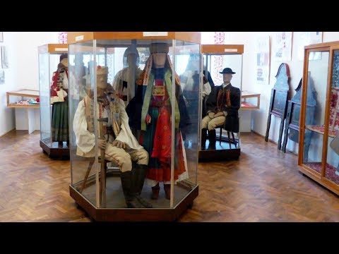 Video: Un muzeu unic la Moscova: un regat de păpuși. Exponate din diferite secole și din diferite țări