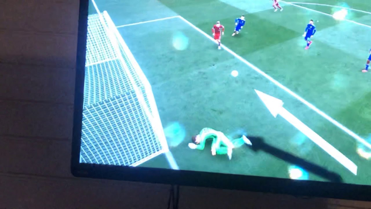 How to steal a goal in FIFA 21... YouTube