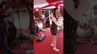 arlida putri manggung bareng manhattan mongkle-mongkle