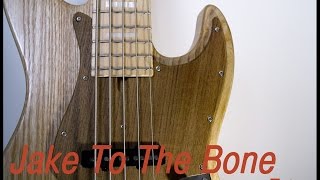 Video thumbnail of "【Jake To The Bone】 bass play"