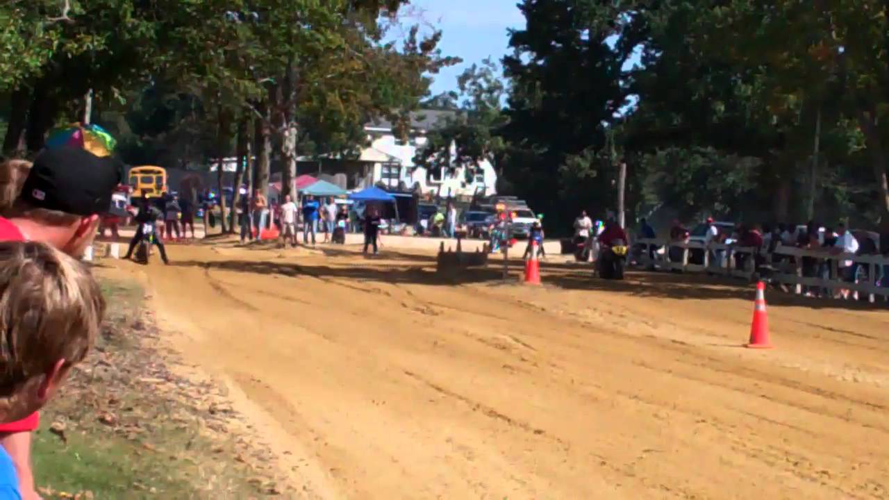 Dirt Bike vs Street Bike YouTube