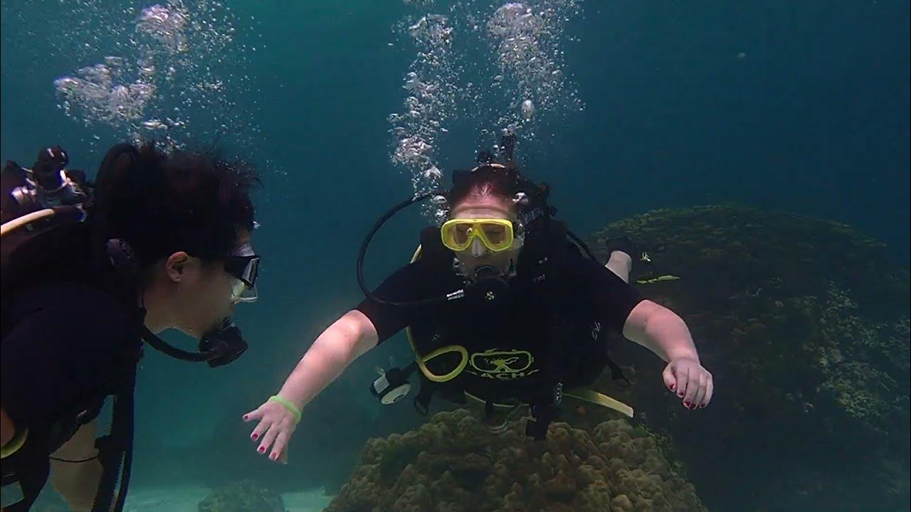 Scuba Diving in Thailand. - YouTube